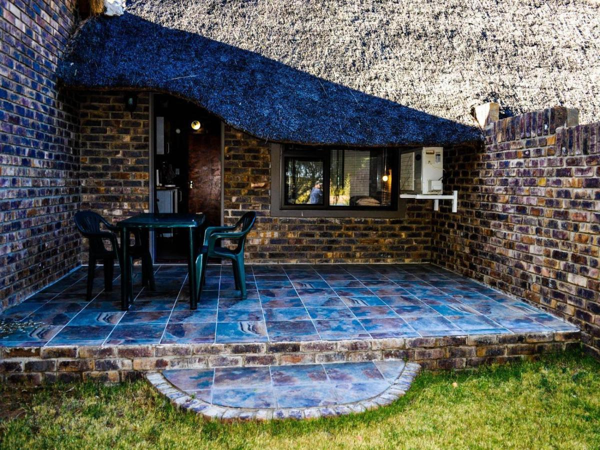 Die Dam - Transkalahari End Resort Gobabis Экстерьер фото