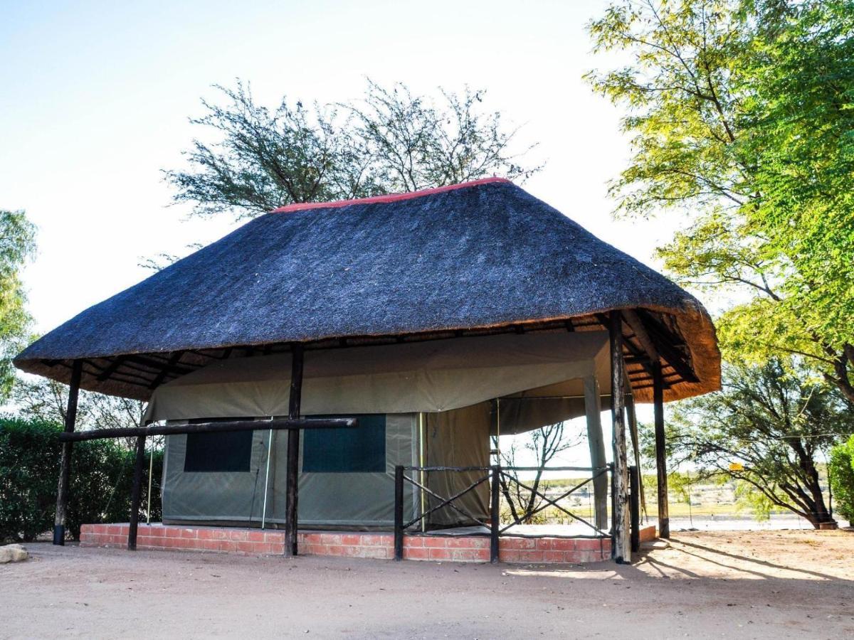 Die Dam - Transkalahari End Resort Gobabis Экстерьер фото