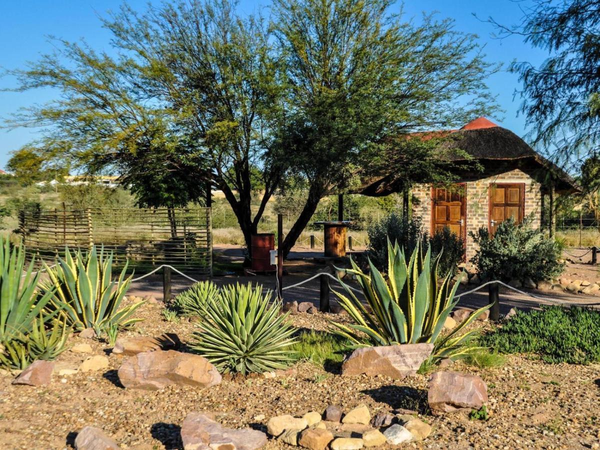 Die Dam - Transkalahari End Resort Gobabis Экстерьер фото