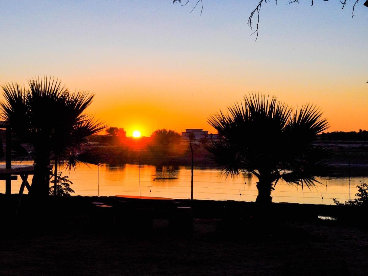 Die Dam - Transkalahari End Resort Gobabis Экстерьер фото